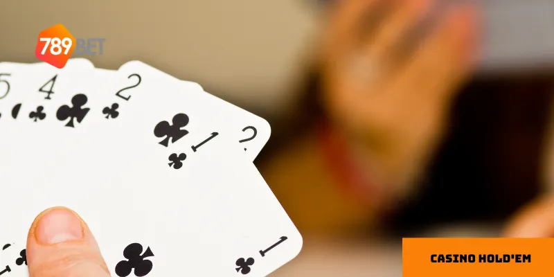 Quyết định Call hoặc Fold cần được cân nhắc kỹ lưỡng.