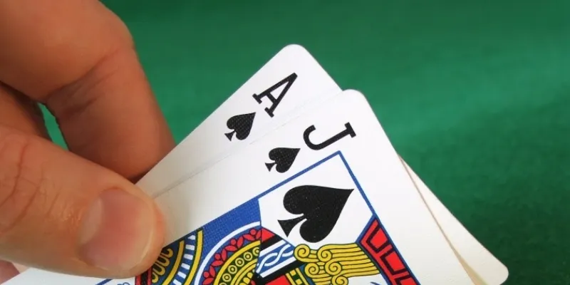 Các chiến thuật cơ bản trong Blackjack